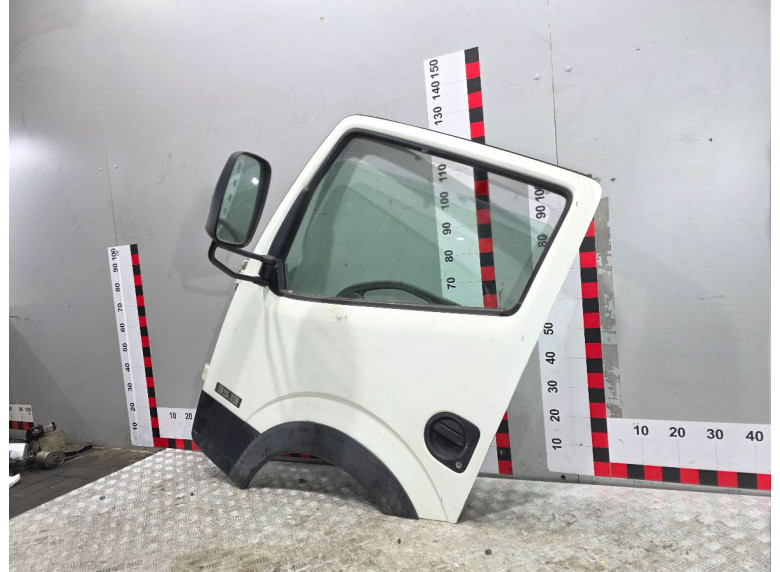 Стекло двери передней левой к Nissan Cabstar, 2015г.