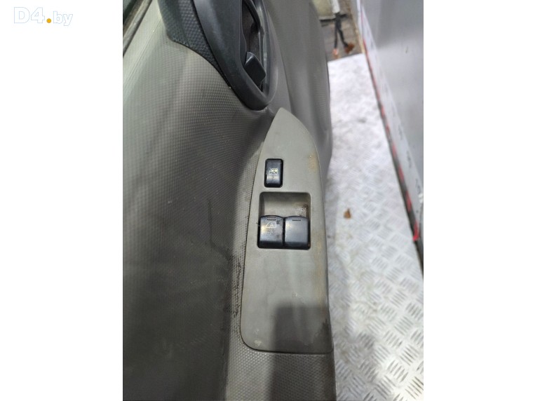 Блок управления стеклоподъемниками к Nissan Cabstar undefined г.