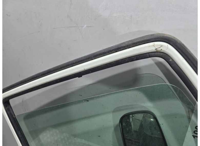 Дверь передняя левая к Nissan Cabstar, 2015г.