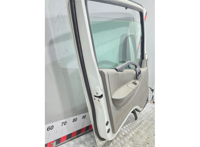Дверь передняя левая к Nissan Cabstar, 2015г.