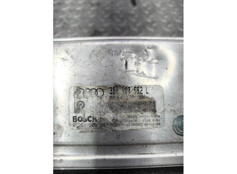 Блок управления двигателем к Audi A6, 2000г.