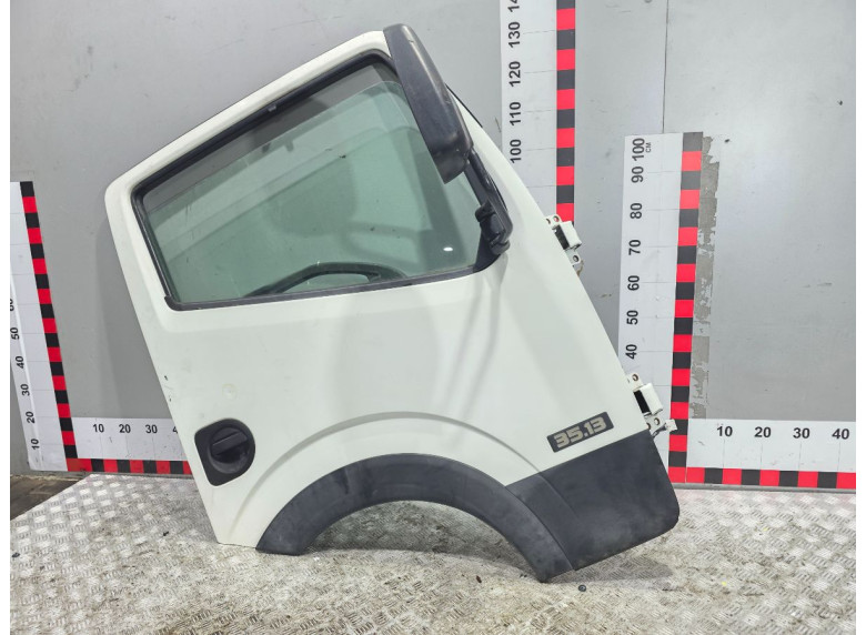 Дверь передняя правая к Nissan Cabstar, 2015г.