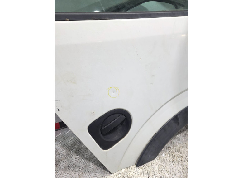 Дверь передняя правая к Nissan Cabstar, 2015г.