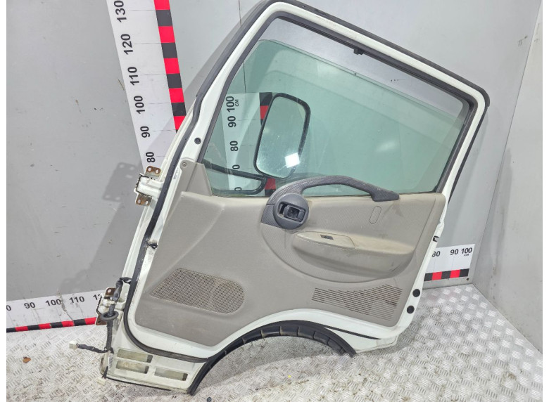 Дверь передняя правая к Nissan Cabstar, 2015г.