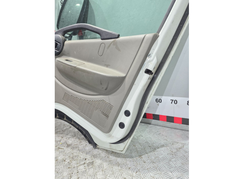 Дверь передняя правая к Nissan Cabstar, 2015г.