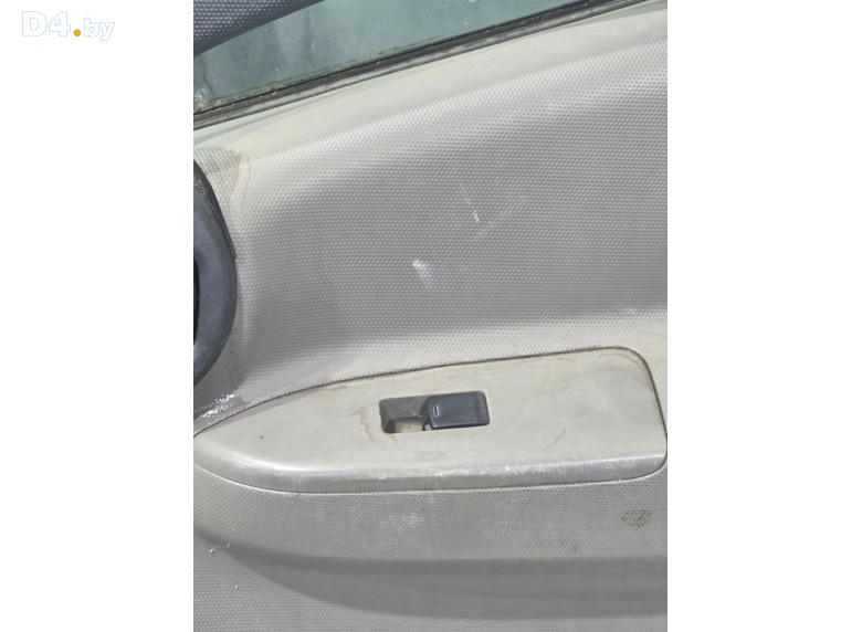 Кнопка стеклоподъемника переднего правого к Nissan Cabstar undefined г.