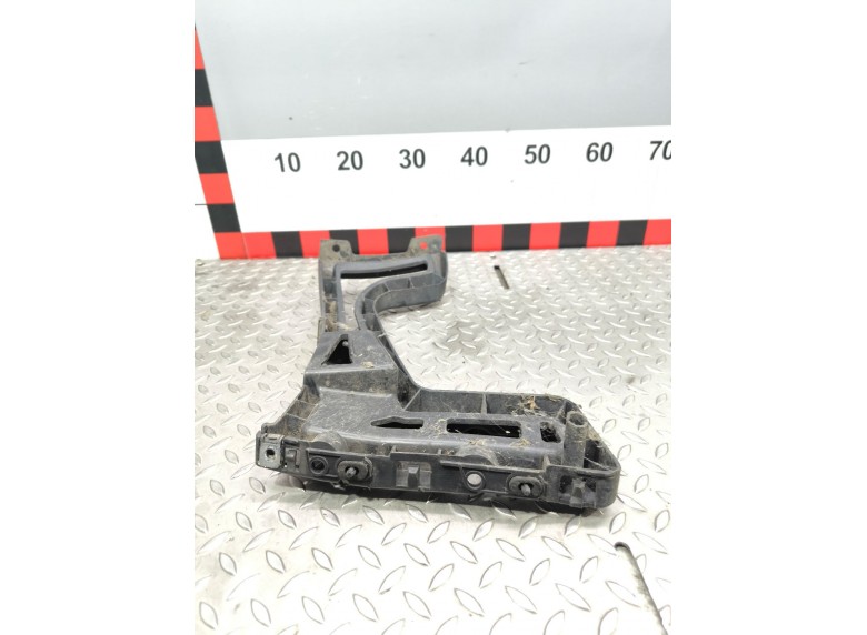 Кронштейн крепления бампера заднего к Кронштейн крепления бампера заднего к Peugeot 5008 undefined г. 5008