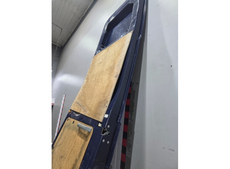 Дверь задняя распашная правая к Дверь задняя распашная правая к Ford Transit undefined г. Transit