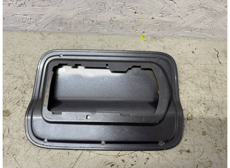 Лючок топливного бака к BMW 3 F30/F31/GT F34, 2015г.