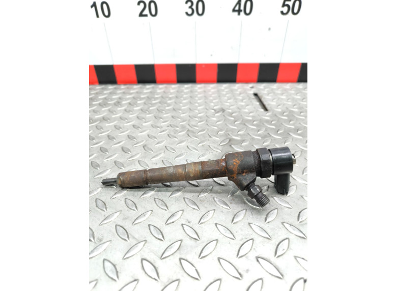 Форсунка к Opel Corsa, 2010г.