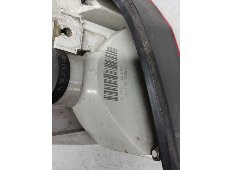 Фонарь задний правый к Audi A4, 2002г.