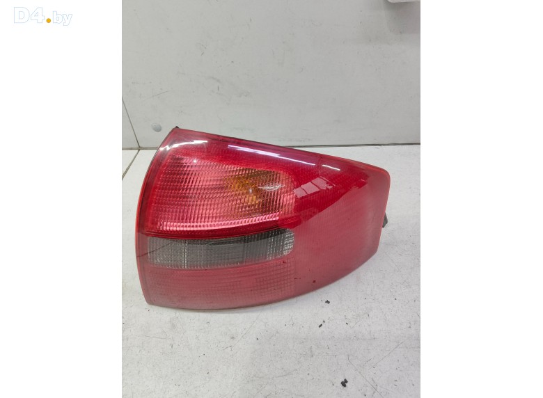 Фонарь задний правый к Audi A6 undefined г.