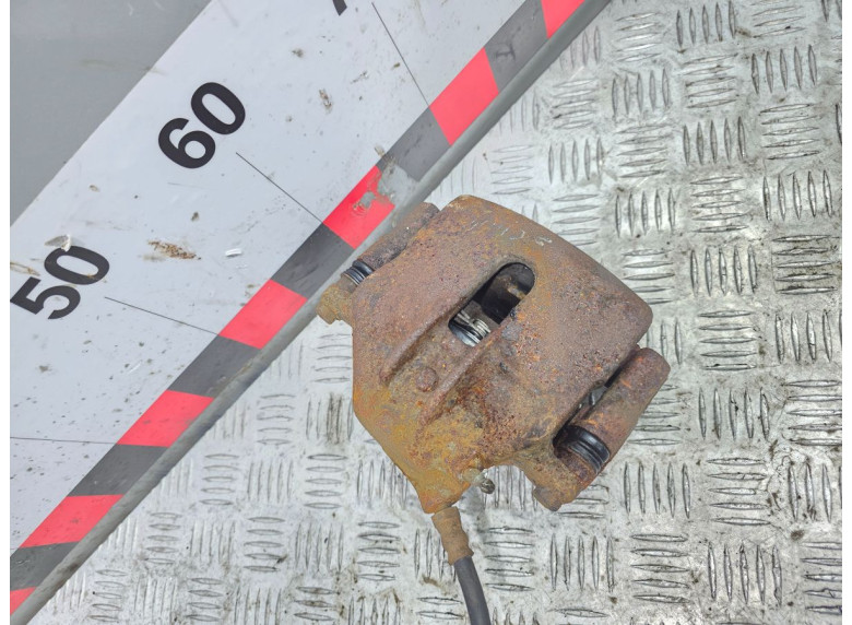 Суппорт передний правый к Renault Espace, 1998г.