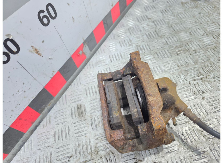 Суппорт передний правый к Renault Espace, 1998г.