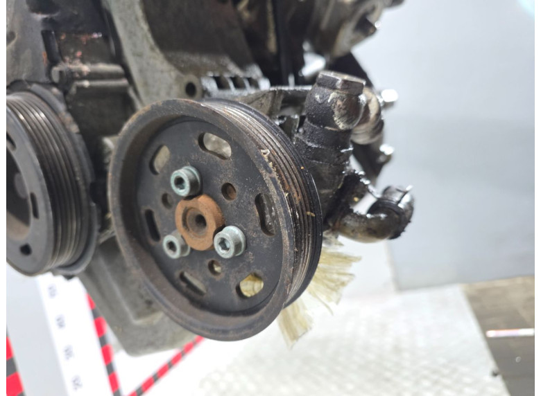 Насос гидроусилителя руля к Volkswagen Golf, 2000г.