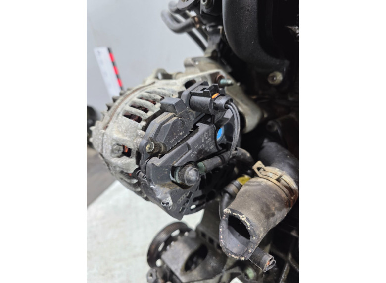 Генератор к Volkswagen Golf, 2000г.