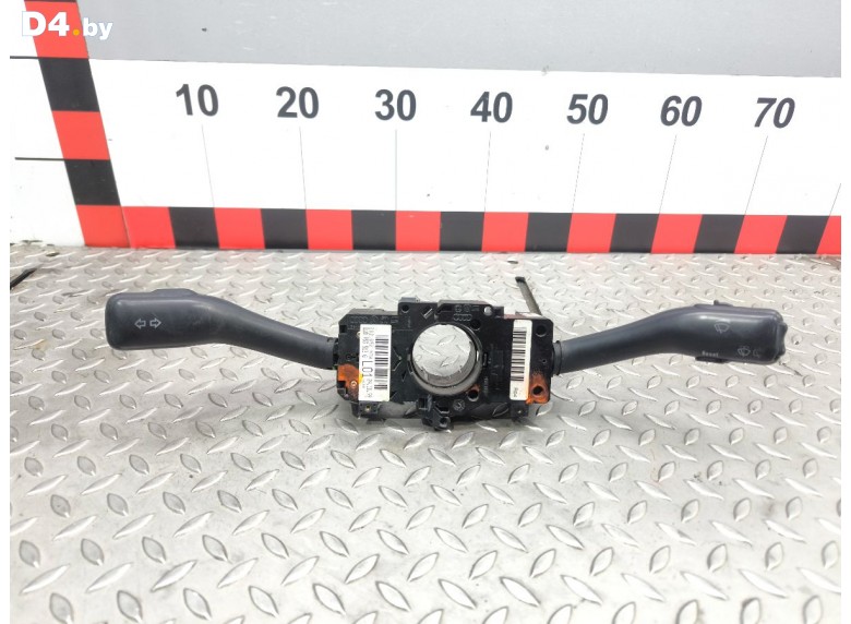 Переключатель подрулевой (стрекоза) к Volkswagen Passat undefined г.