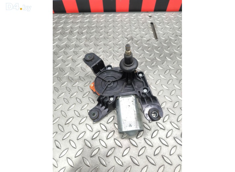 Моторчик заднего стеклоочистителя (дворника) к Opel Zafira undefined г.