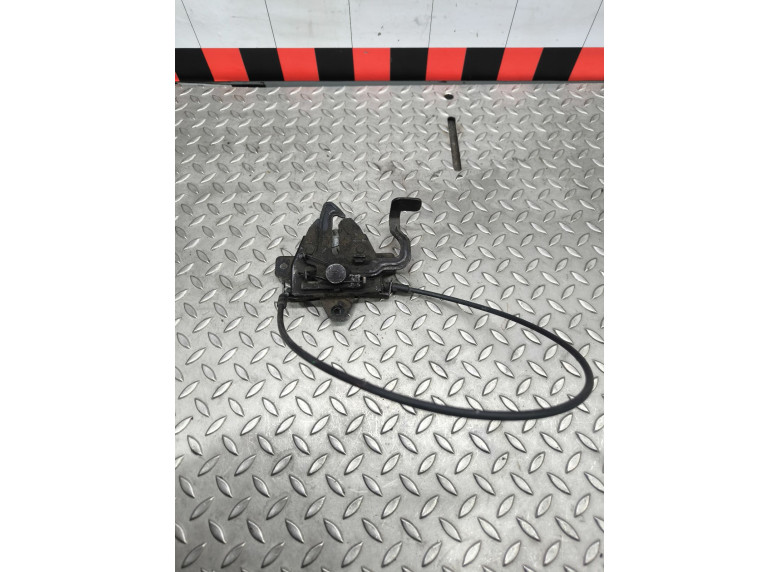 Замок капота к Kia Carens, 2007г.