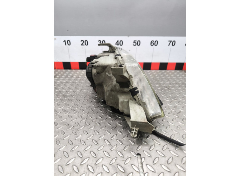 Фара левая к Фара левая к Saab 9-5 undefined г. 9-5