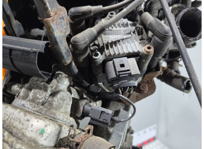 Катушка зажигания к Volkswagen Golf, 2000г.