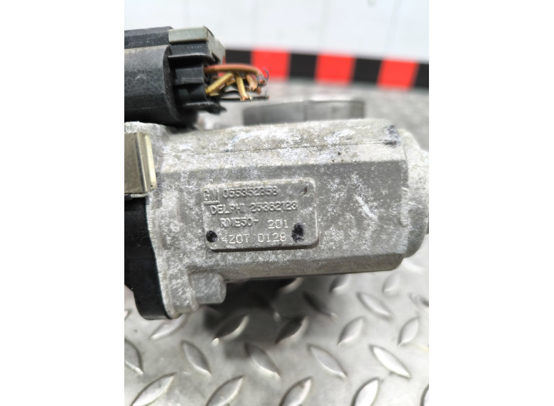 Заслонка дроссельная к Opel Astra, 2007г.