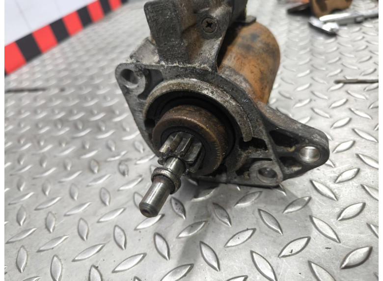 Стартер к Volkswagen Golf, 1996г.