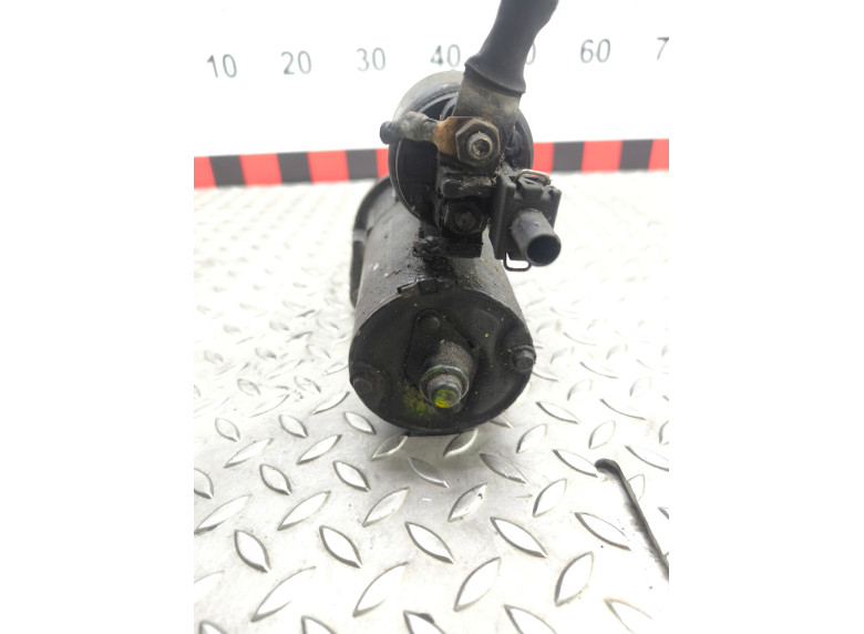 Стартер к Volkswagen Passat, 1995г.