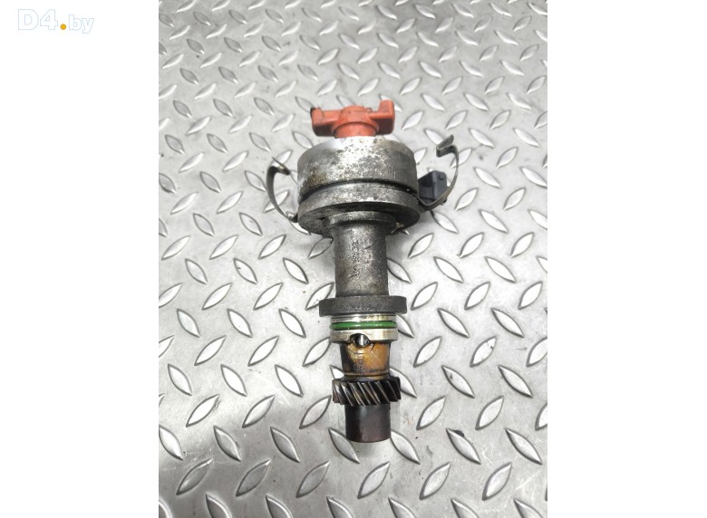 Распределитель зажигания (трамблёр) к Volkswagen Passat undefined г.