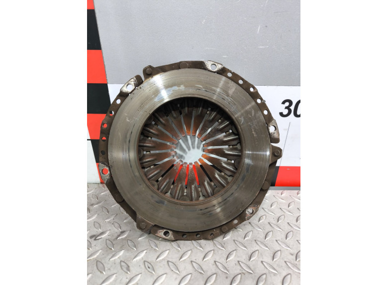 Корзина сцепления к Volkswagen Passat, 1998г.