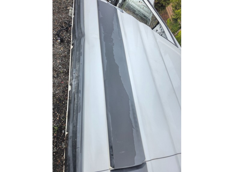 Молдинг (накладка кузовная) к Ford Transit