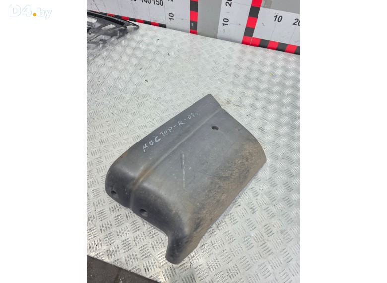 Клык бампера задний правый к Renault Master undefined г.