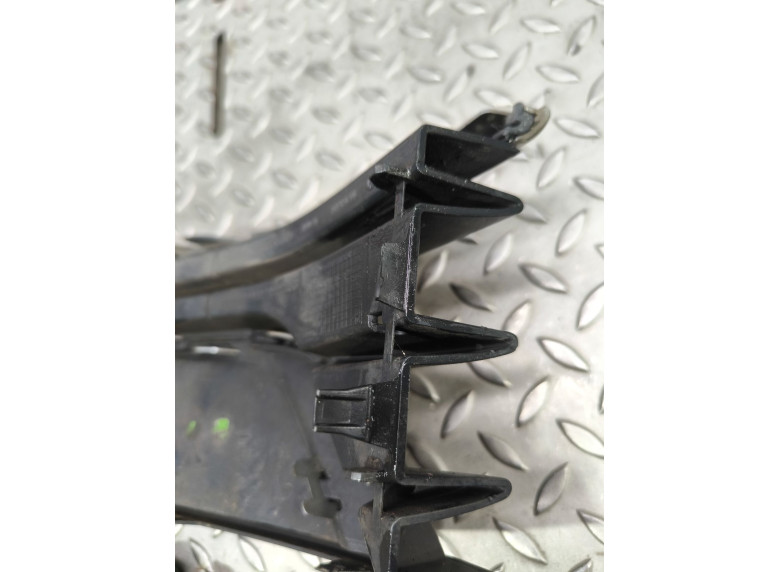 Рамка фары противотуманной правой к Volkswagen Passat, 2012г.