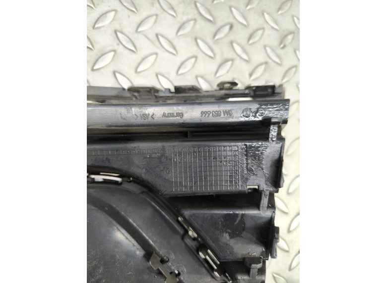 Рамка фары противотуманной правой к Volkswagen Passat, 2012г.