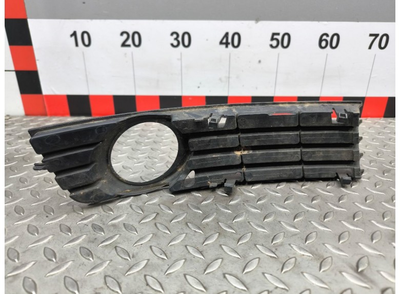 Рамка фары противотуманной левой к Рамка фары противотуманной левой к Audi A4 undefined г. A4