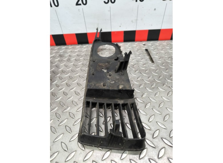 Рамка фары противотуманной правой к Рамка фары противотуманной правой к Audi A6 undefined г. A6