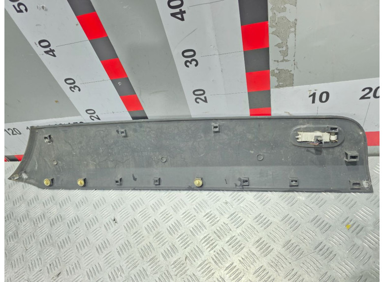 Молдинг крыла заднего левого к Mercedes Sprinter, 2015г.