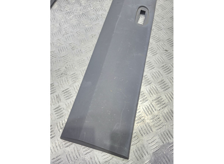 Молдинг крыла заднего левого к Mercedes Sprinter, 2015г.