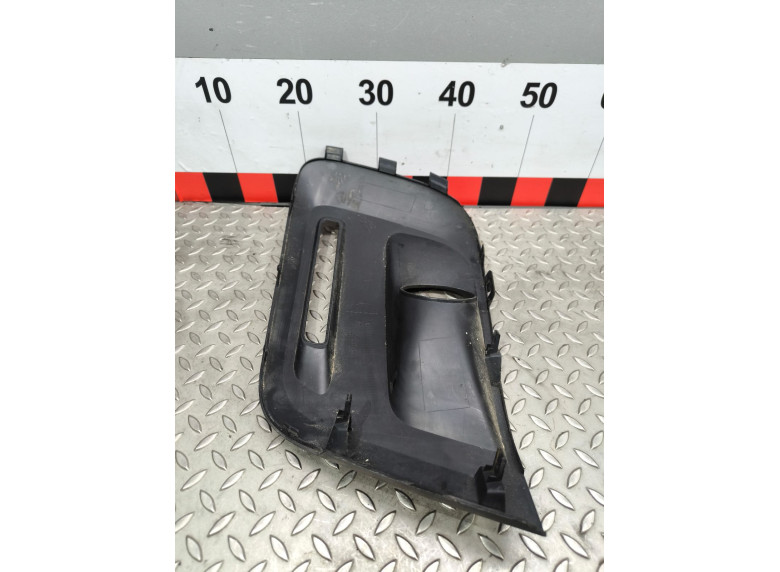 Рамка фары противотуманной правой к Peugeot Partner, 2009г.