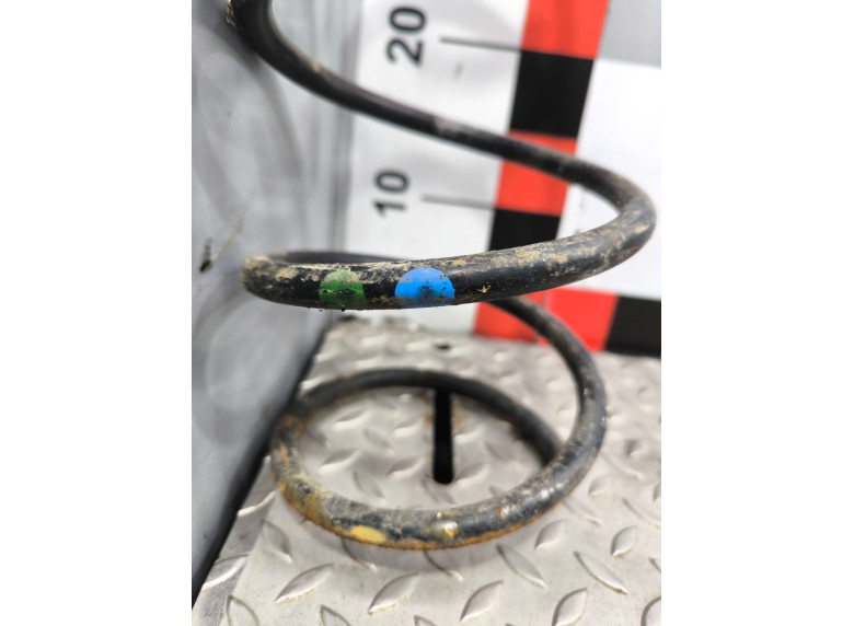 Пружина передняя к Volkswagen Golf, 2000г.