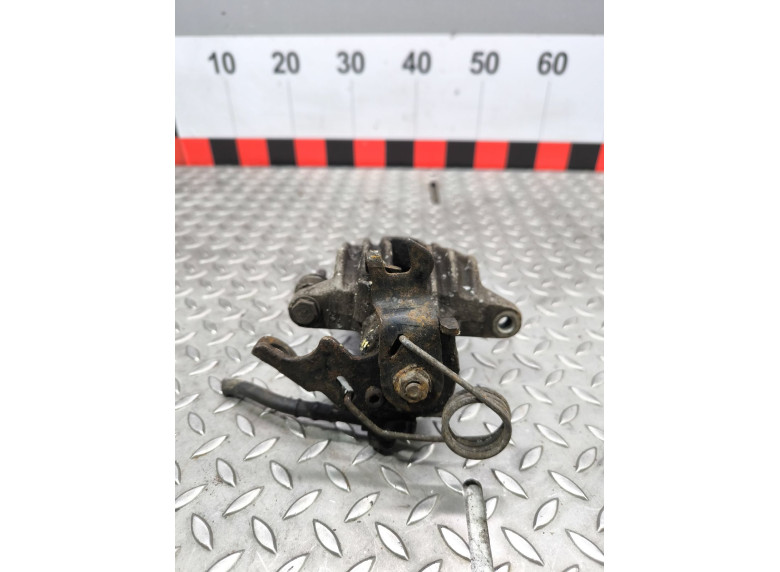 Суппорт задний правый к Volkswagen Passat, 2000г.