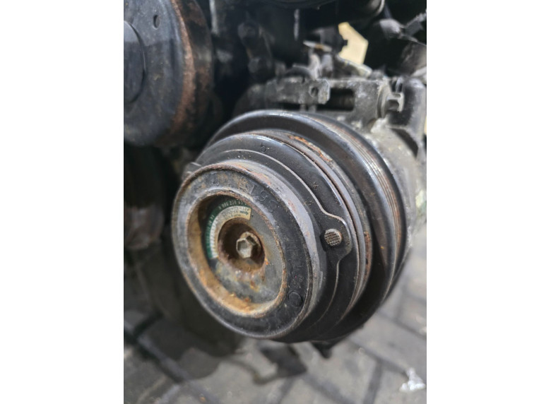Компрессор кондиционера к Mercedes CLK W208, 2000г.
