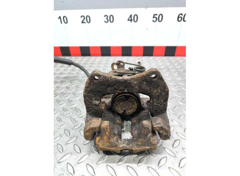 Суппорт задний правый к Audi A8, 1998г.