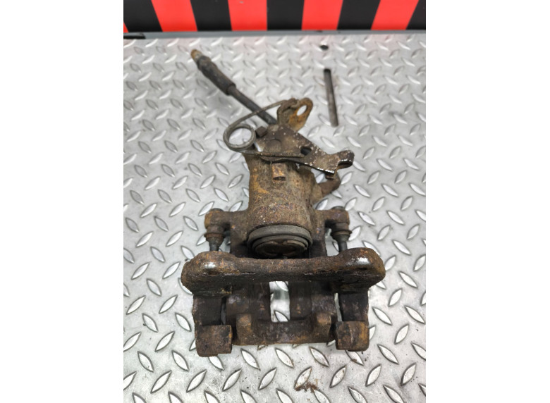 Суппорт задний левый к Audi A8, 1998г.