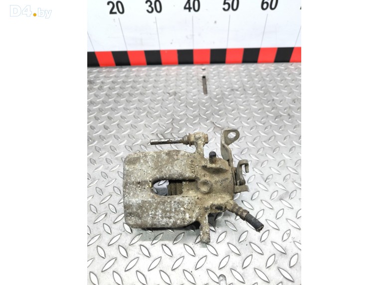 Суппорт задний левый к Fiat Croma undefined г.