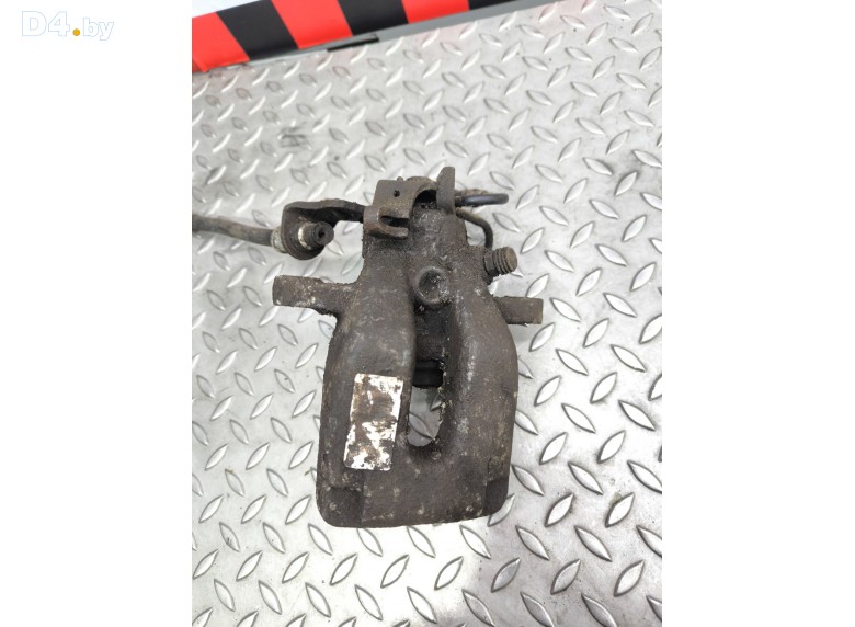 Суппорт задний правый к Peugeot 307 undefined г.