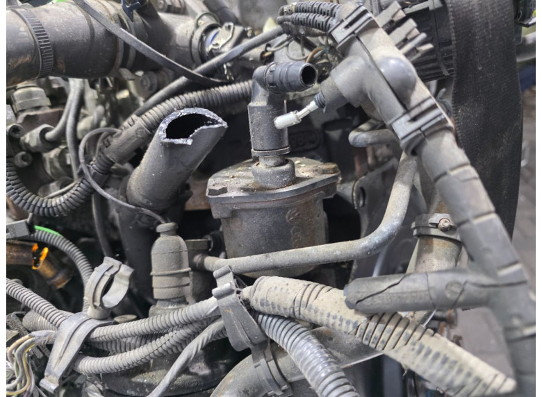 Насос вакуумный к Volkswagen Sharan, 1999г.