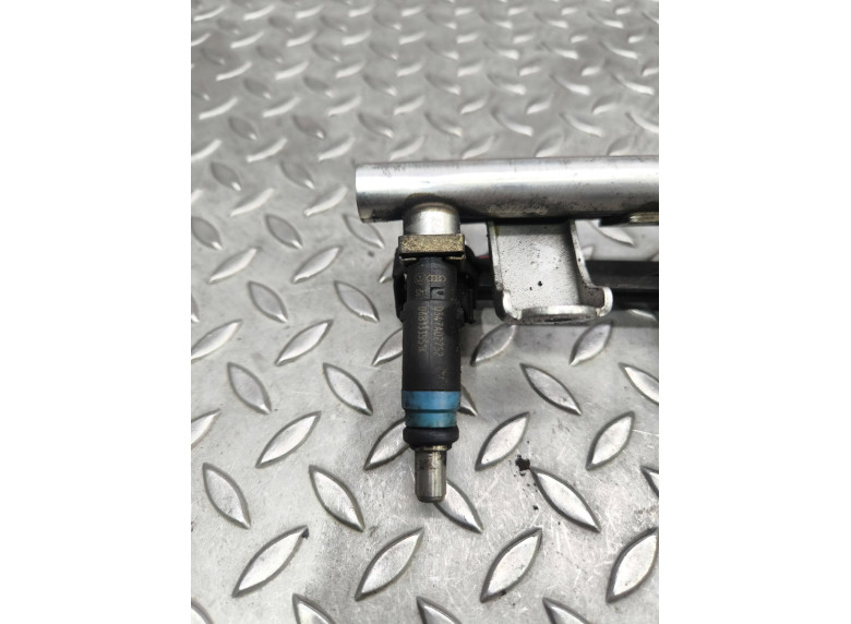 Форсунка к Audi A4, 2002г.