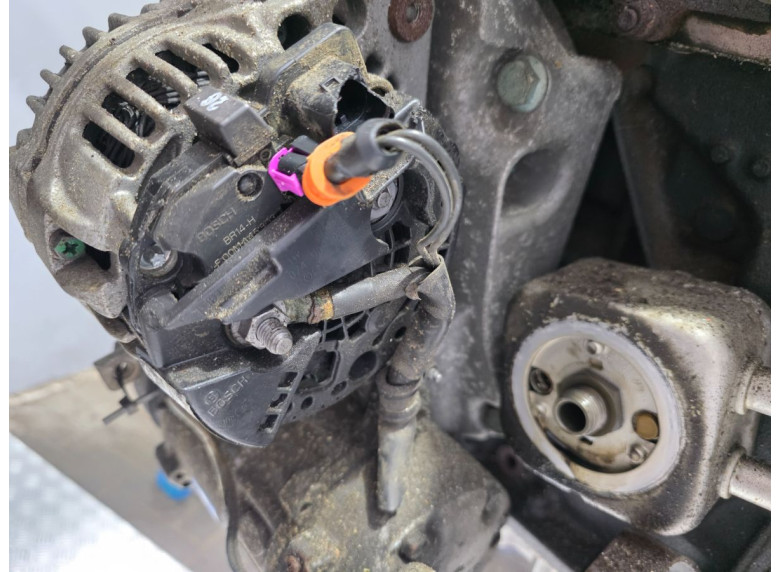 Генератор к Volkswagen Golf, 2003г.