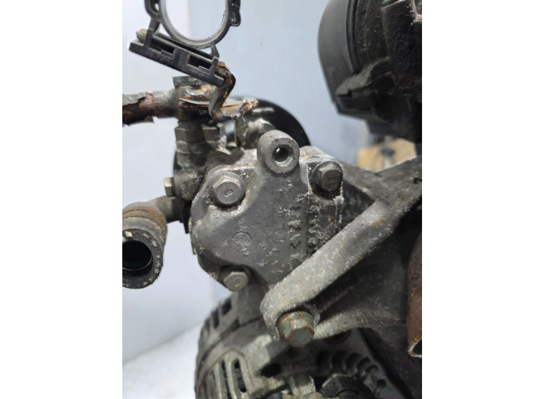 Насос гидроусилителя руля к Volkswagen Golf, 2003г.